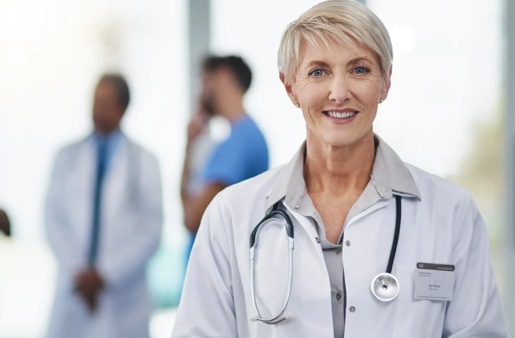 Aposentadoria do médico: requisitos, valor e como calcular